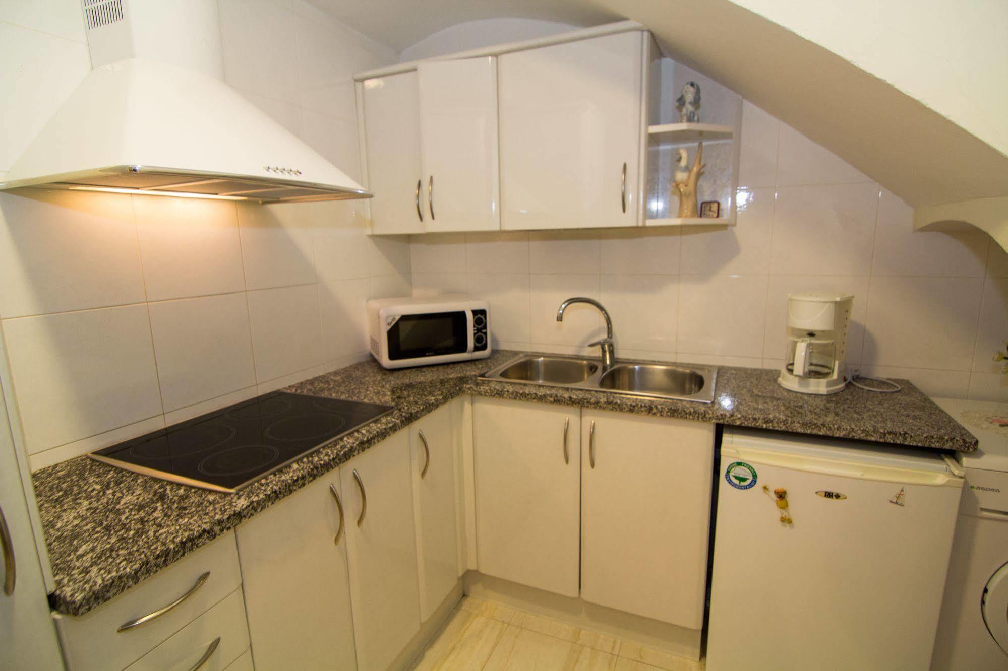 Agi Sant Antoni Apartment Roses Exterior photo