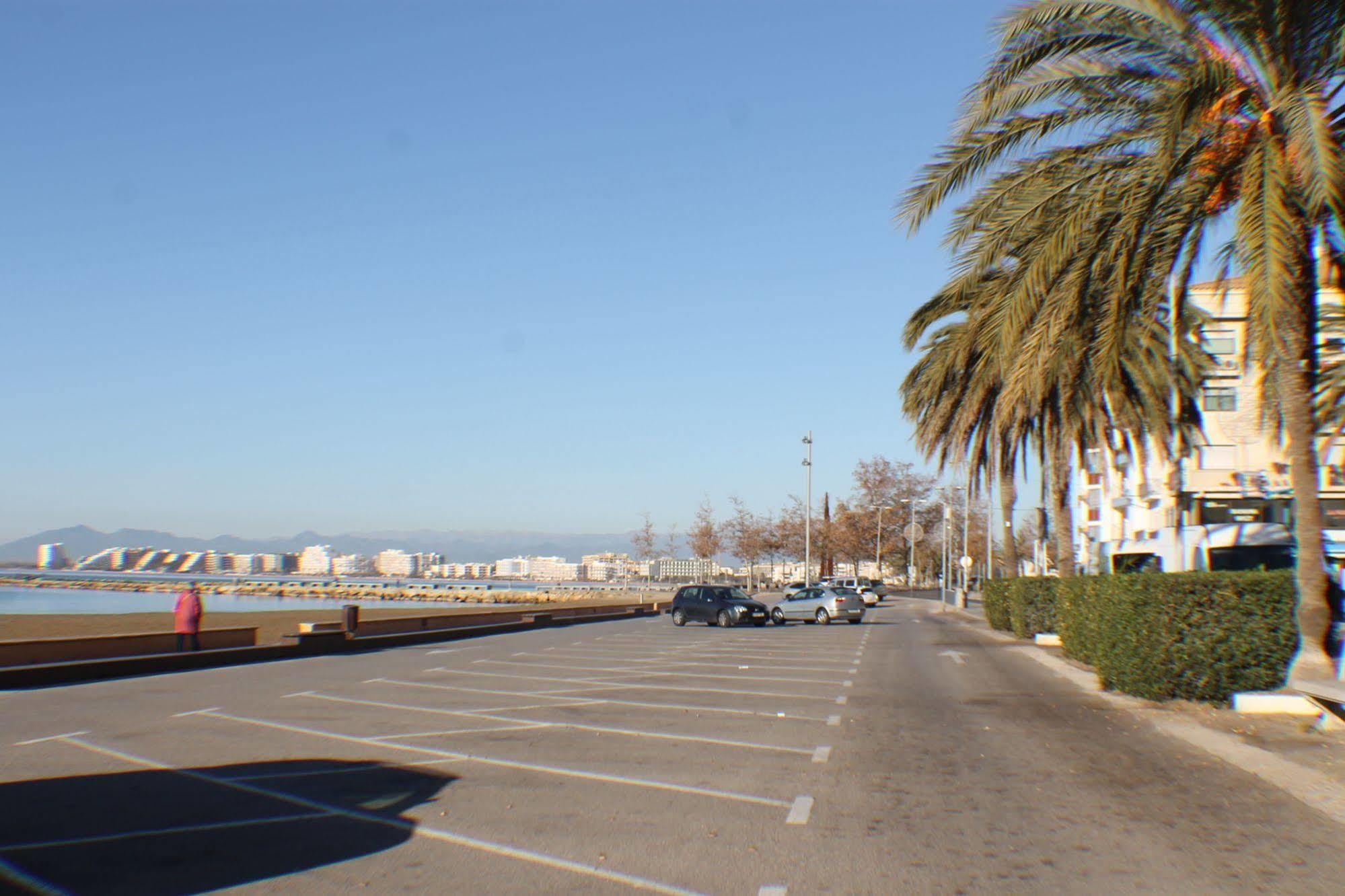 Agi Sant Antoni Apartment Roses Exterior photo